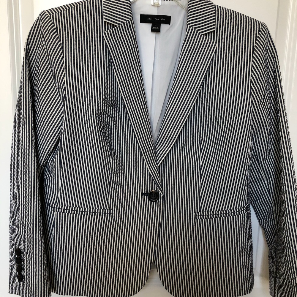 Ann Taylor seersucker blazer